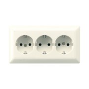 KK-SCHUKO-Steckdose ws 16A 250V 3-fach AS 523 