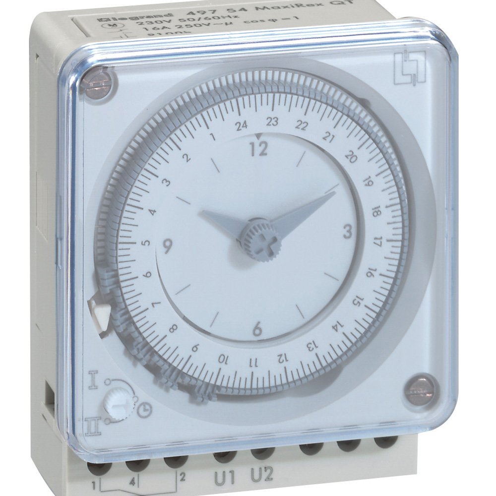 Analogschaltuhr m.Gangres. 230V,50Hz Legrand 049754 