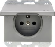 Steckdose m.Schutzkontakt u.Klappdeckel 6768777104 
