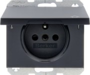 Steckdose m.Schutzkontakt u.Klappdeckel 6768777106 