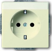 Steckdosen-Einsatz sav/ews m.Besch.feld2P+E16A 20 EUN-82 