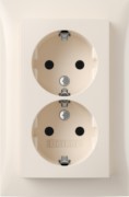SCHUKO-Doppelsteckdose Abdeckpl. ws-glanz 47748982 