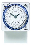 Zeitschaltuhr m.Stecksockel 24Std SUL 189s 110V 