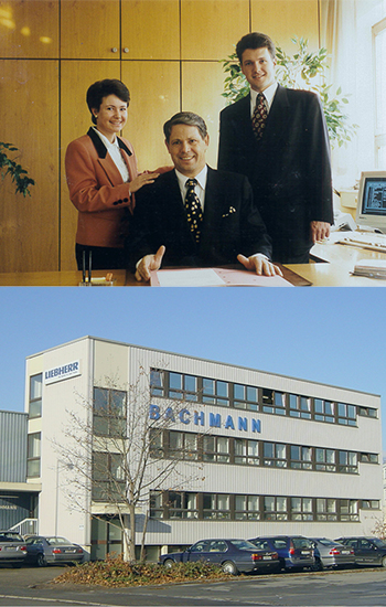 Bild 1: Bild aus 80ern von Frau und zwei Männern im Büro, Bild 2: Gebäude von Bachmann Grüdnung